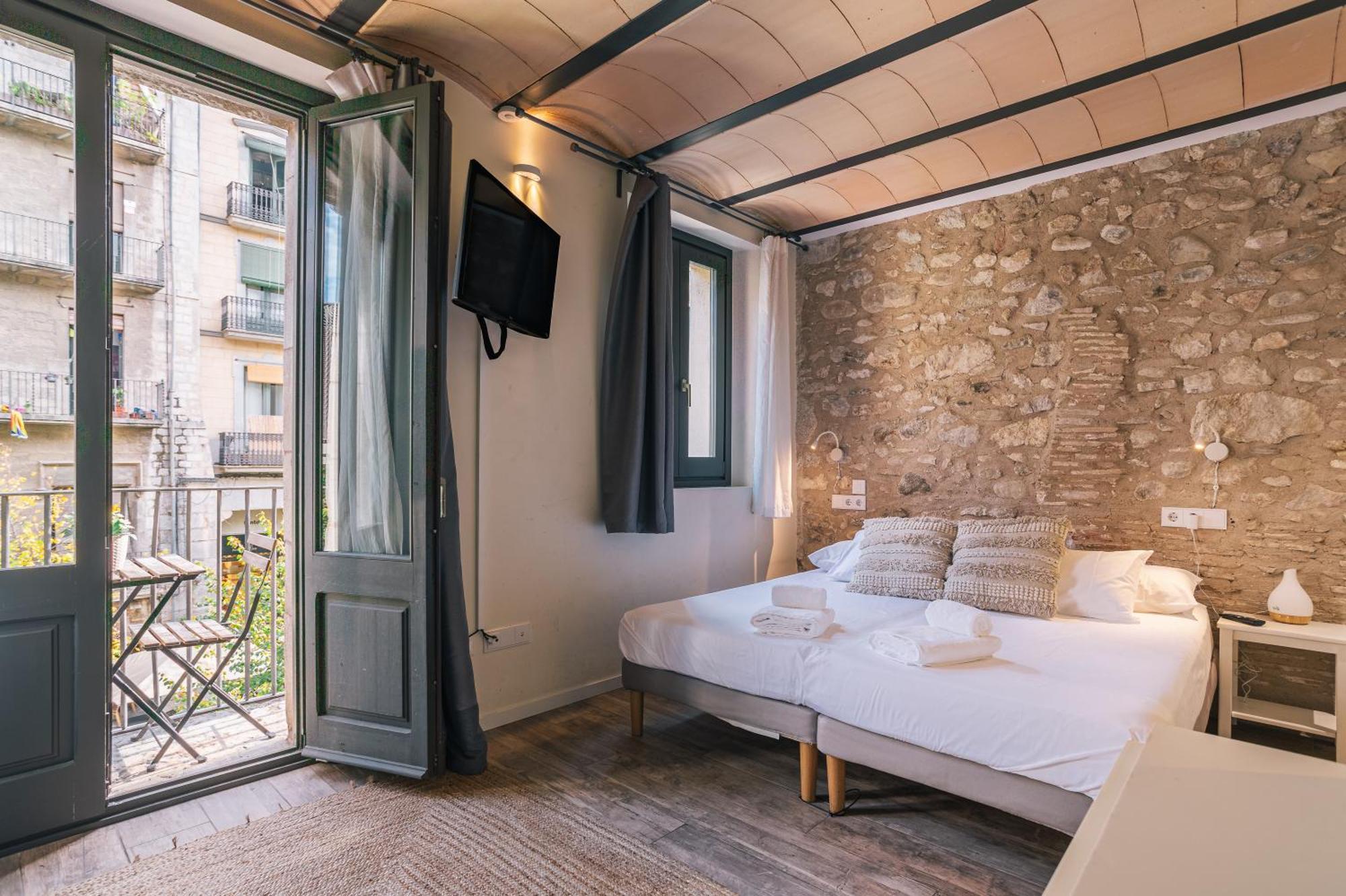 Apt 3 Cipres Girona Luaran gambar